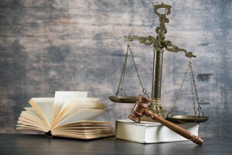 Qué temas abarca el Derecho Penal Parte General y para qué sirve 6 balanza justicia codigo penal libros legales