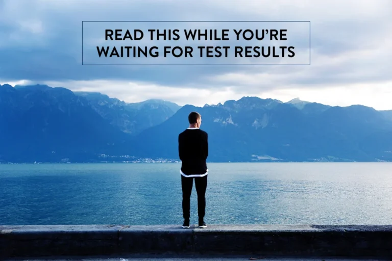 persona esperando resultados examen medico