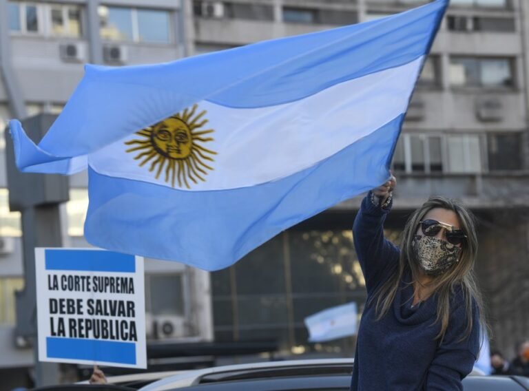 Cómo iniciar un juicio al Estado por daños y perjuicios en Argentina
