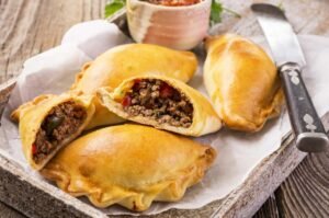 variedad de empanadas argentinas tradicionales
